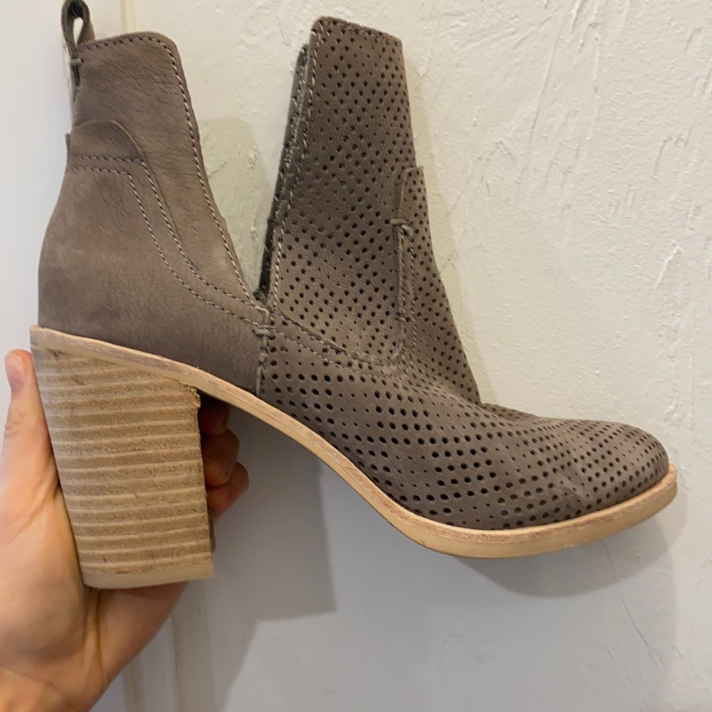 Dolce Vita Bianca Booties